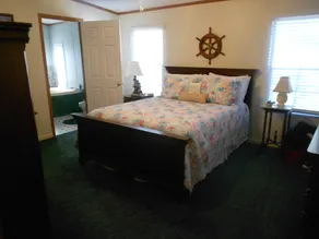 Ruhiges Haus mit 3 Schlafzimmern und 2 Bädern, 1/2 Meile vom Fährhafen nach Cape Lookout entfernt - Image 5