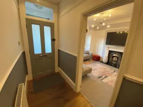Fabulous 4 Bedroom Home in Manchester - Image 4