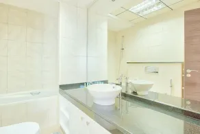 Luton Vacation Homes - The Marina Torch - Sea view - 64AB07 - Image 3