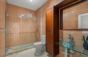 Famous villa with amazing private pool, billar and movie room with AC - Image 2
