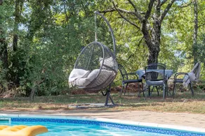 Villa Rosa – Family villa with pool, olive grove and views near Aups - Image 3