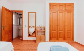 Mysigt hus med pool, havsutsikt, grill och bara 4. 5km från stranden i Cala Bassa - Image 3