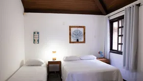 Beachfront house with 4 suites, barbecue area and swimming pool in Porto Seguro. - Image 4