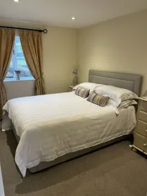 Orchard Cottage. 2-bedroomed cottage.  Short breaks welcome.  Free Wi-Fi - Image 4