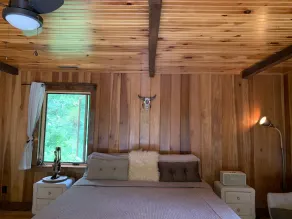 Cabin By The Falls - Image 5