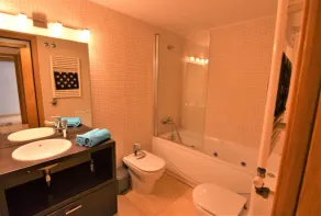 204-Luxury apartment near the beach with sea view and pool - Image 5
