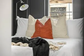 The Marble Sleeps 4 Guests DT 55 \" Smart TV - Image 5