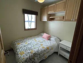Waterfront cabin#2- fully furnished-1 bed-50% off monthly stay - Image 5