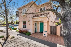Upscale Condo on the Sonoma Plaza - Image 5