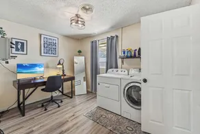 Discover Jensen Beach charm, 8-10 min drive to Jensen Beach and Stuart Beach - Image 3