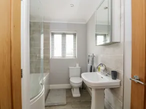 THE STABLES, pet friendly, character holiday cottage in Old Leake - Image 5