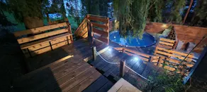 Lake views, backyard oasis, minute from beach, private, late-century modern home - Image 2