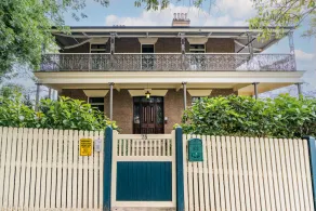 Dr Crookston's Guest House - The Estate Camden - Image 3