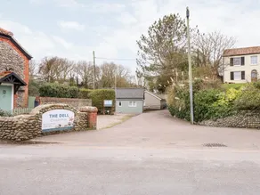 15 THE DELL, pet friendly, character holiday cottage in Mundesley - Image 5