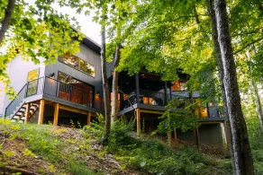 Twelve34 House+ Penthouse in the Trees + Wall of Glass + Hot Tub - Image 4