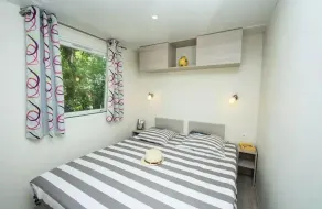 Mobilheim mit 2 Schlafzimmern für 4 Personen - Image 3