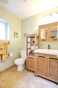 Best Ski-in/Ski-Out Luxury Chalet at Khmr - Hot Tub, Heated Floors, game table - Image 4
