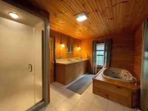 4 senge / 4 bad-White Mountains-Log Home Retreat - Image 4