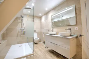 Le Puy Bellevue holiday home with private pool, terrace, and Wi-Fi - Image 2