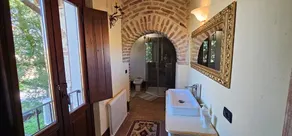 360° views, pool, AC, pizza oven & bocce court - Image 2