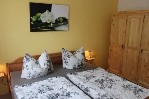 Spacious Apartment In Weissig With Garden - Image 5