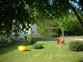 Roligt sommerhus mellem natur og hav - Image 2