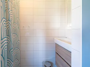 Coastal Getaway w Sauna - Image 4
