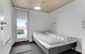 3 Bedroom Amazing Home In Mariager - Image 5