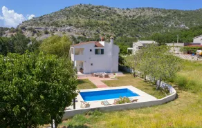 Stunning home in Gata - Image 4