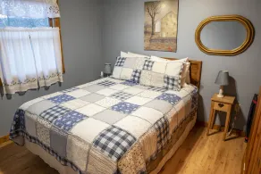 Ethan's Retreat:  Cozy cabin getaway w/hot tub, private & pet-friendly! - Image 5