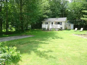 Lake Cottage 1-bedroom, Peaceful, Includes Boat, Kayak, Fishing, Swimming, Wi-Fi - Image 5