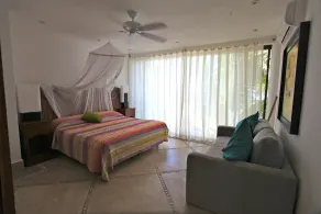 CASA SUSPIRO: Luxury, BeachFRONT Villa on White-Sand Beach with Staff - Image 5