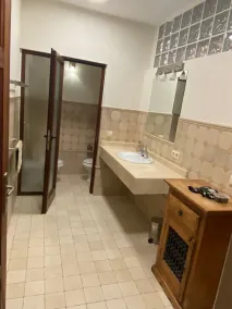 Une merveilleuse villa de première ligne pour regarder les bateaux passer! - Image 3