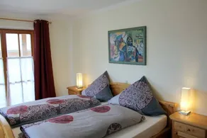 Ferienwohnung \"Obstgarten\" für 4 Personen, 2 Schlafzimmer mit Balkon, 75 m² - Image 4