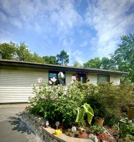 Cozy Modern Updated House in Catskills - Image 5