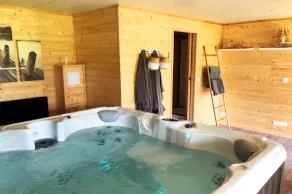 La chambre des CONTES - N°3/3- SPA PRIVATIF en option en JUILLET, inclus en AOUT - Image 5
