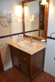 C. Rural Risco Padrón: Beautiful old house in an environment of total tranquility - Image 3