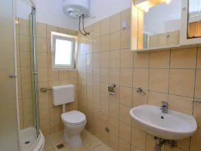 Cosy apartment for 3 guests with WIFI, TV, balcony and pets allowed - Image 2