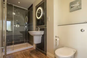 Enjoy Stunning Sea Views From A Detached Contemporary Coastal Holiday Home - Image 3