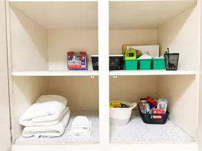 Updated 2-bedroom apartment near Kaiser & 1 mile from HWY 99 - Image 2