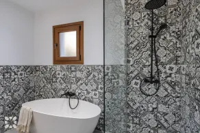 Villa Yoz by Abahana Villas - Image 2