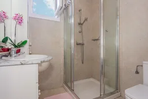 Ferienhaus 'Villa Lidia' mit Meerblick, Privatem Pool und WLAN - Image 2