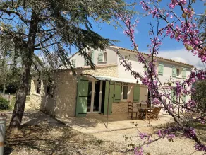Charming gîte at the foot of the Luberon with private pool in Apt en Provence - Image 5
