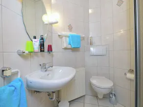 Quaint Apartment in Eimelrod near Lake & Water Sports - Image 4