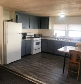 Newly Remodeled Family Friendly Hunting Lodge - Image 4