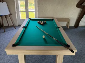 Séjour de charme à Mareau-aux-Bois : parc, home cinéma, billard, tennis et télétravail en fibre ultra-rapide - Image 4