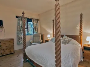 Billy's Barn - Image 3