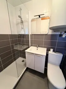 2 Pièces pour 5 Personnes - Image 2