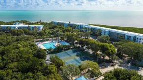 2405 Ocean Pointe Suites - Image 2