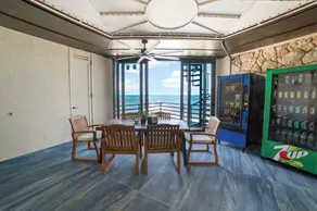 Beach View Room at Barnacle Resort - Image 3